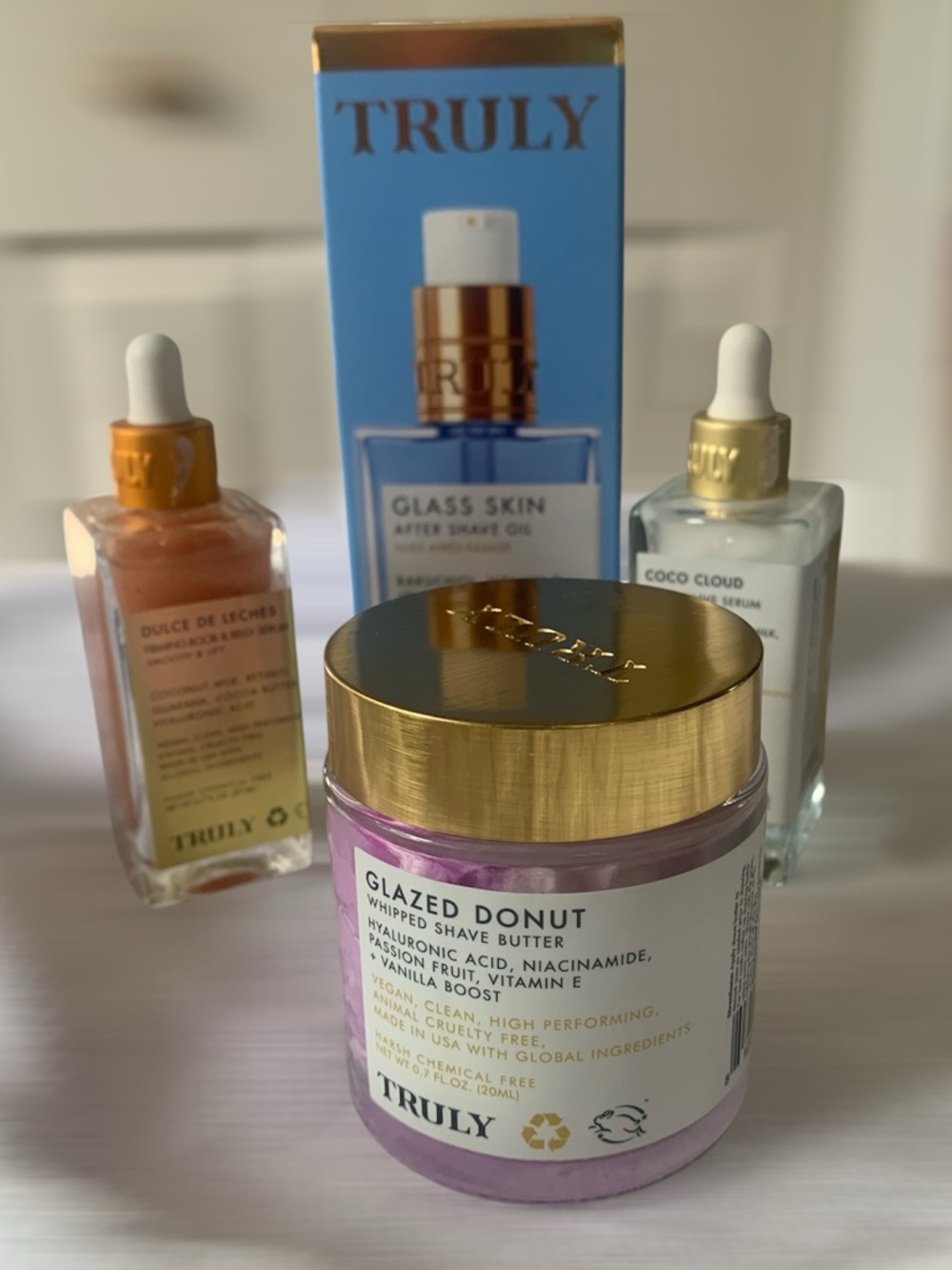 TRULY 4 Pc Skincare Bundle Glazed Donut Coco Cloud Dulce de Leches Glass Skin